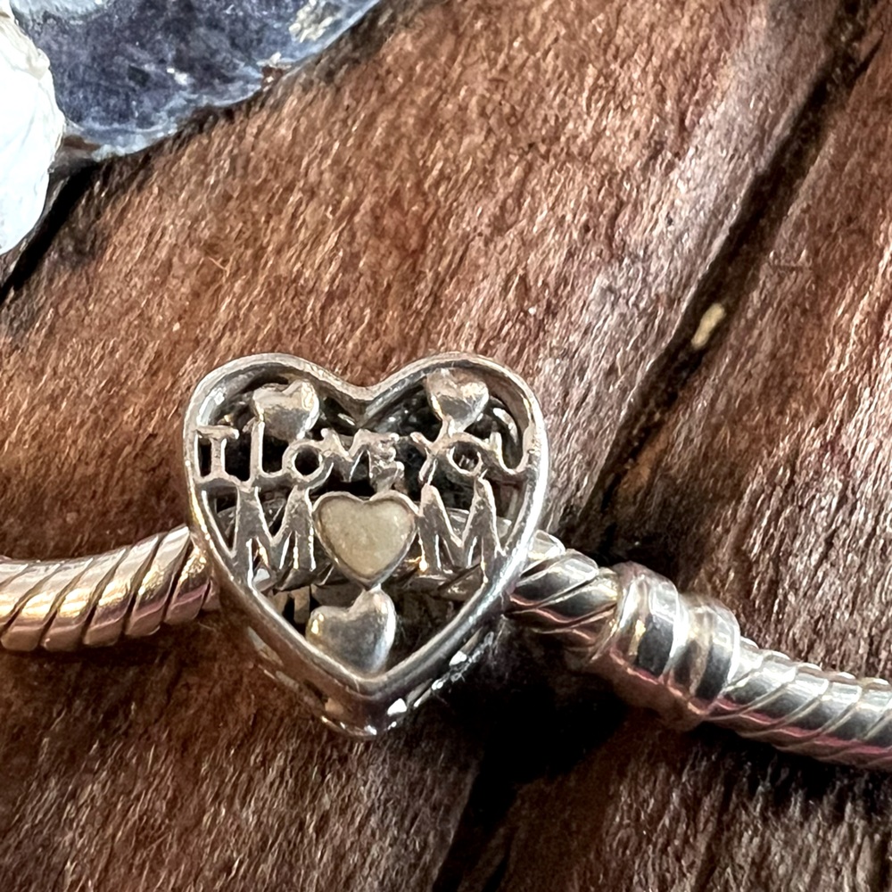 Authentic Pandora Charm Heart Love for Mother Charm Mom Silver Enamel